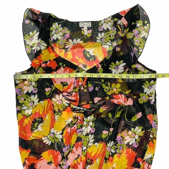 KIRRA Black Floral V-Neck Sleeveless Blouse - Picture 6 of 11